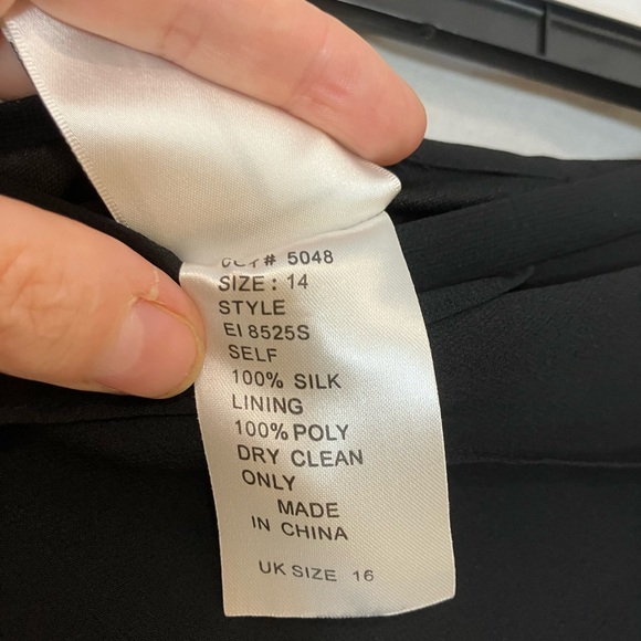 Tadashi Shoji Black 100% Silk Layered Ruffle Asymmetrical Midi Skirt Size 14 - Picture 5 of 9